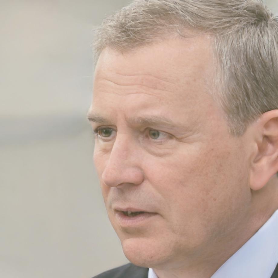 Torben Veldhuizen, Mitgründer und Spezialist für Unternehmensvergleiche